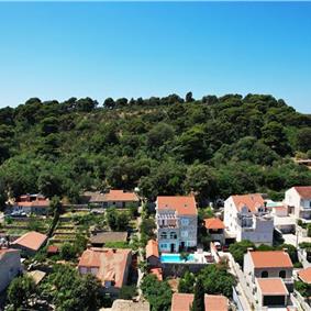 8 Bedroom Seaside Villa with Pool in Zaton Bay near Dubrovnik, Sleeps 17-23